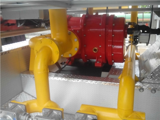 消防泡沫液轉(zhuǎn)子泵背面 消防泡沫液轉(zhuǎn)子泵背面