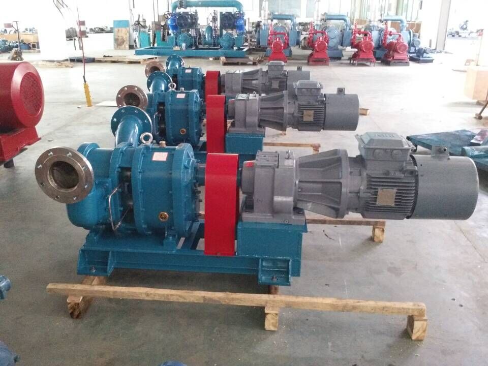 箱式壓濾機(jī)供料采用羅德凸輪轉(zhuǎn)子泵 箱式壓濾機(jī)供料采用羅德凸輪轉(zhuǎn)子泵